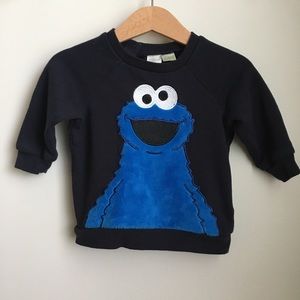 Baby boy sweatshirt Sesame Street Cookie Monster.